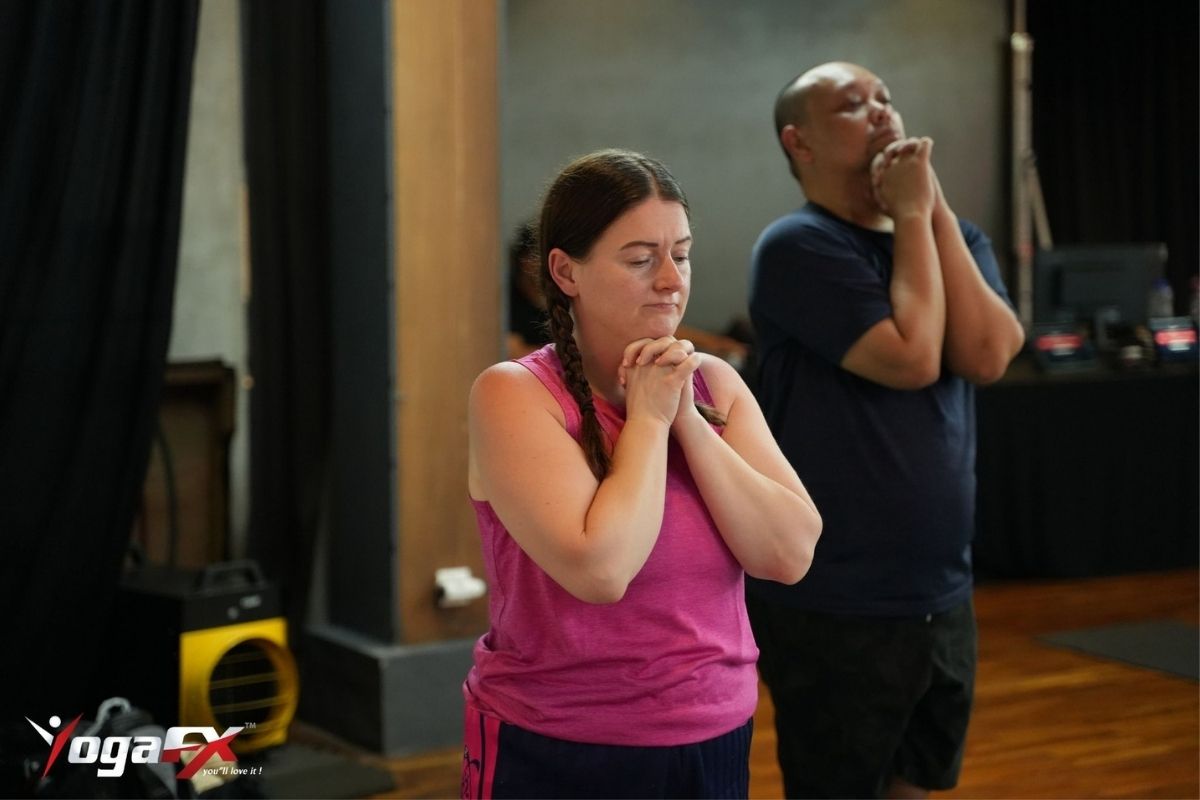 Temperature and humidity comparison chart showing Bikram yoga's fixed 40 degree Celsius, 40 percent humidity target versus dry electrically heated studios abroad